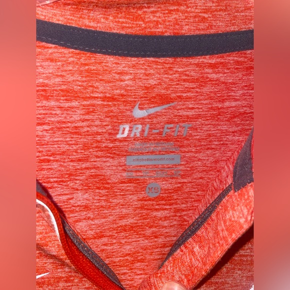 LIKE NEW Nike Clemson Athletic Pullover - Picture 2 of 4